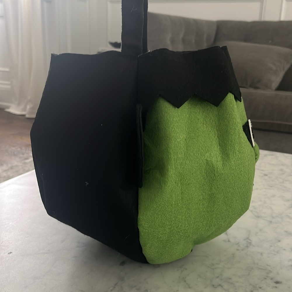Frankenstein Halloween Treat Bucket Bag - Picture 3 of 6